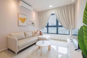 Enchanted Stays near MRT AEON Sunway Velocity Mall